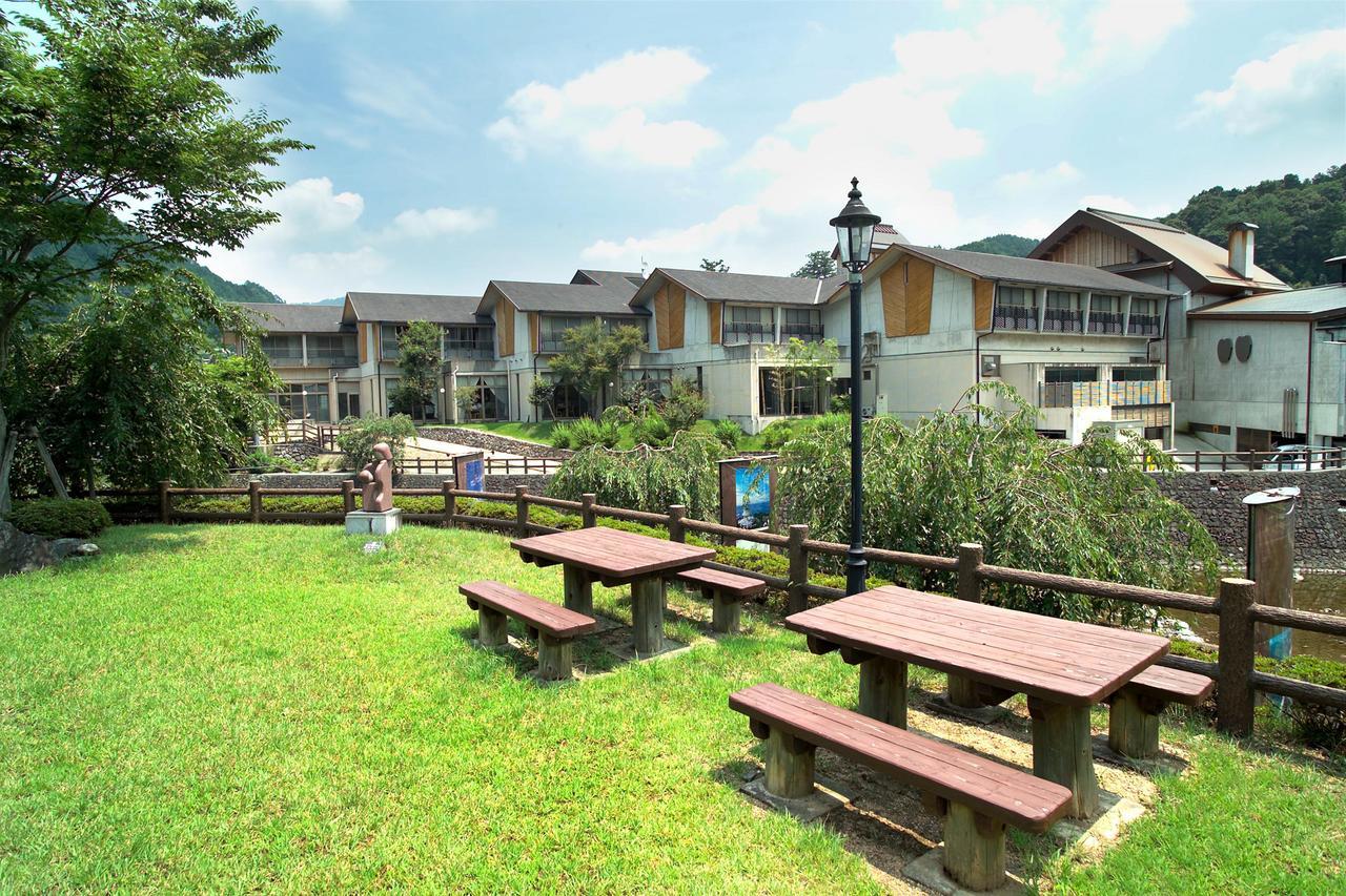 Kamiyama Onsen Hotel Shikinosato & Iyashinoyu Tokushima Bagian luar foto