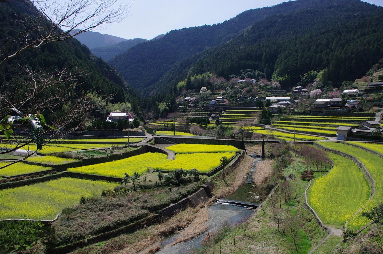Kamiyama Onsen Hotel Shikinosato & Iyashinoyu Tokushima Bagian luar foto