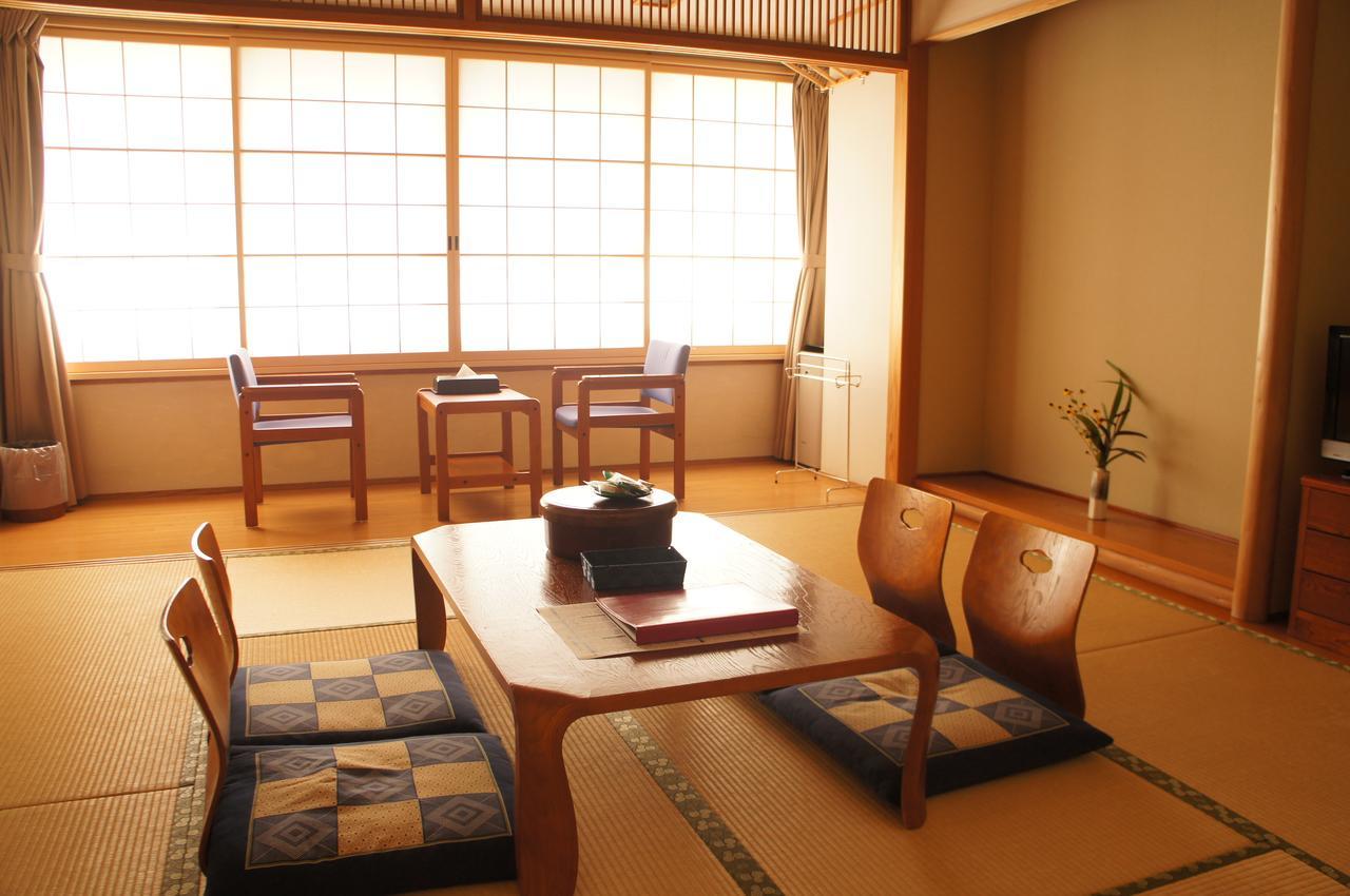 Kamiyama Onsen Hotel Shikinosato & Iyashinoyu Tokushima Bagian luar foto