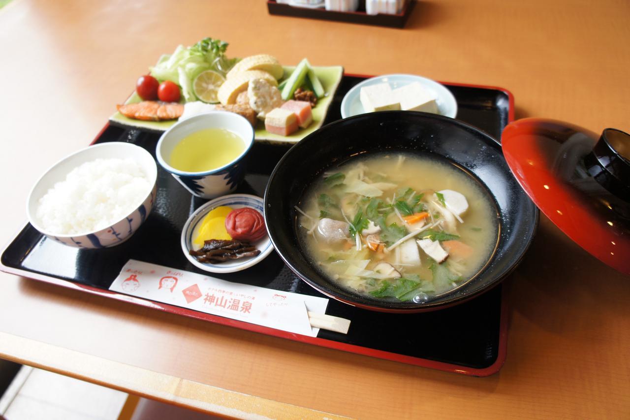 Kamiyama Onsen Hotel Shikinosato & Iyashinoyu Tokushima Bagian luar foto